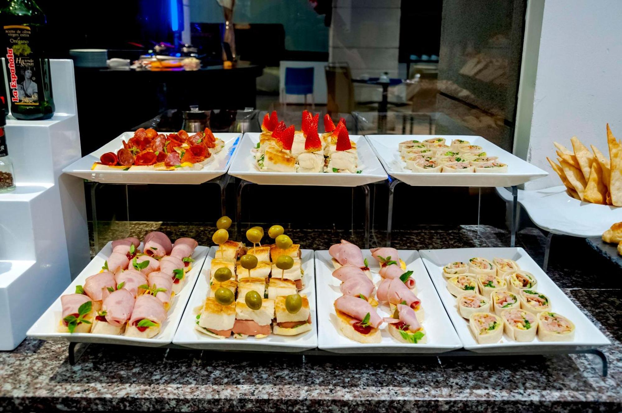 Hotel Nh Cali Royal Zewnętrze zdjęcie