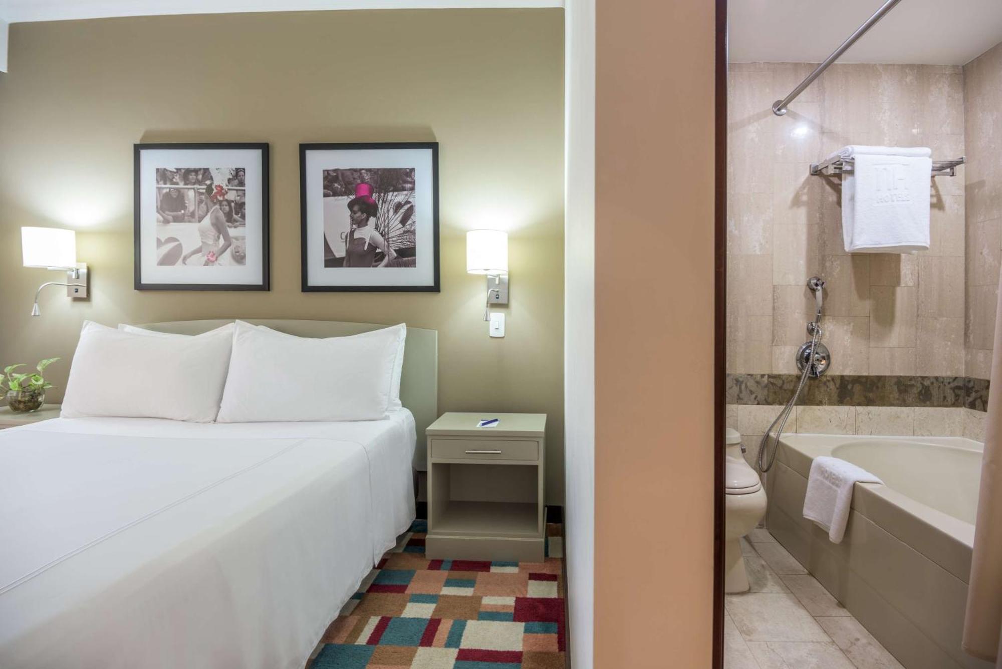 Hotel Nh Cali Royal Zewnętrze zdjęcie